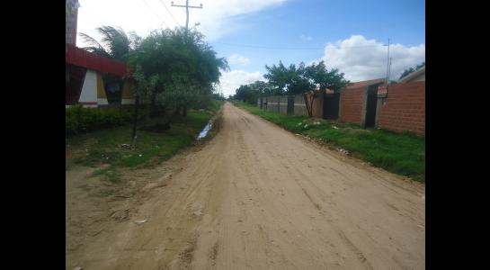 Casa en VentaBarrio Magisterio Sur, A 13 cuadras de la Av. Santos Dumont entre 6to y 7mo Anillo Foto 4