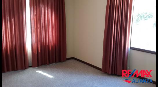 Casa en VentaCalle Los Molles, esq. Jacarandá. Barrio Irlandés (Zona Muyurina). 4 dormitorios 3 baños 2 parqueos Foto 31