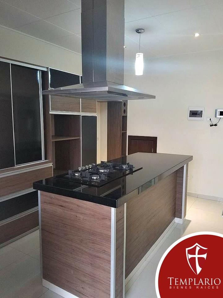 Casa en VentaSéptimo anillo Zona Norte 4 dormitorios 4 baños 2 parqueos Foto 19