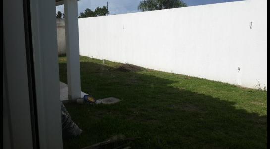 Casa en VentaCondominio Marsella Km 9 entrando por la Av.Banzer Foto 8