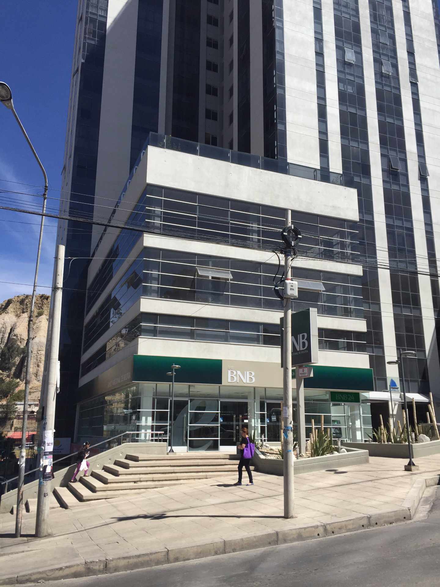 En Venta a $us 1 Foto 1