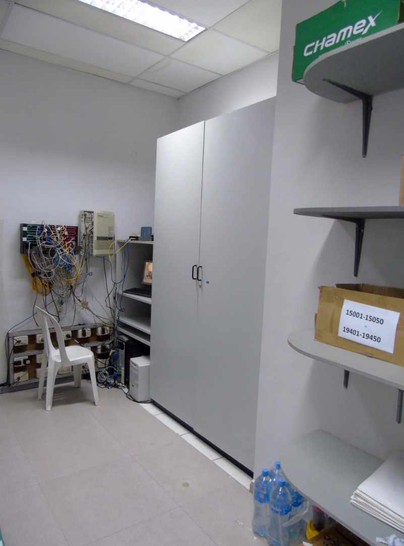 Oficina en VentaCalle Padre Joaquin de Velasco Nº 39 entre 1er. y 2do. Anillo 10 dormitorios 5 baños  Foto 8