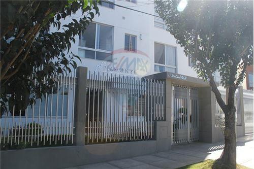 Departamento en Queru Queru en Cochabamba 3 dormitorios 2 baños 1 parqueos Foto 18
