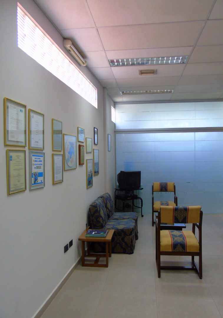 Oficina en VentaCalle Padre Joaquin de Velasco Nº 39 entre 1er. y 2do. Anillo Foto 3