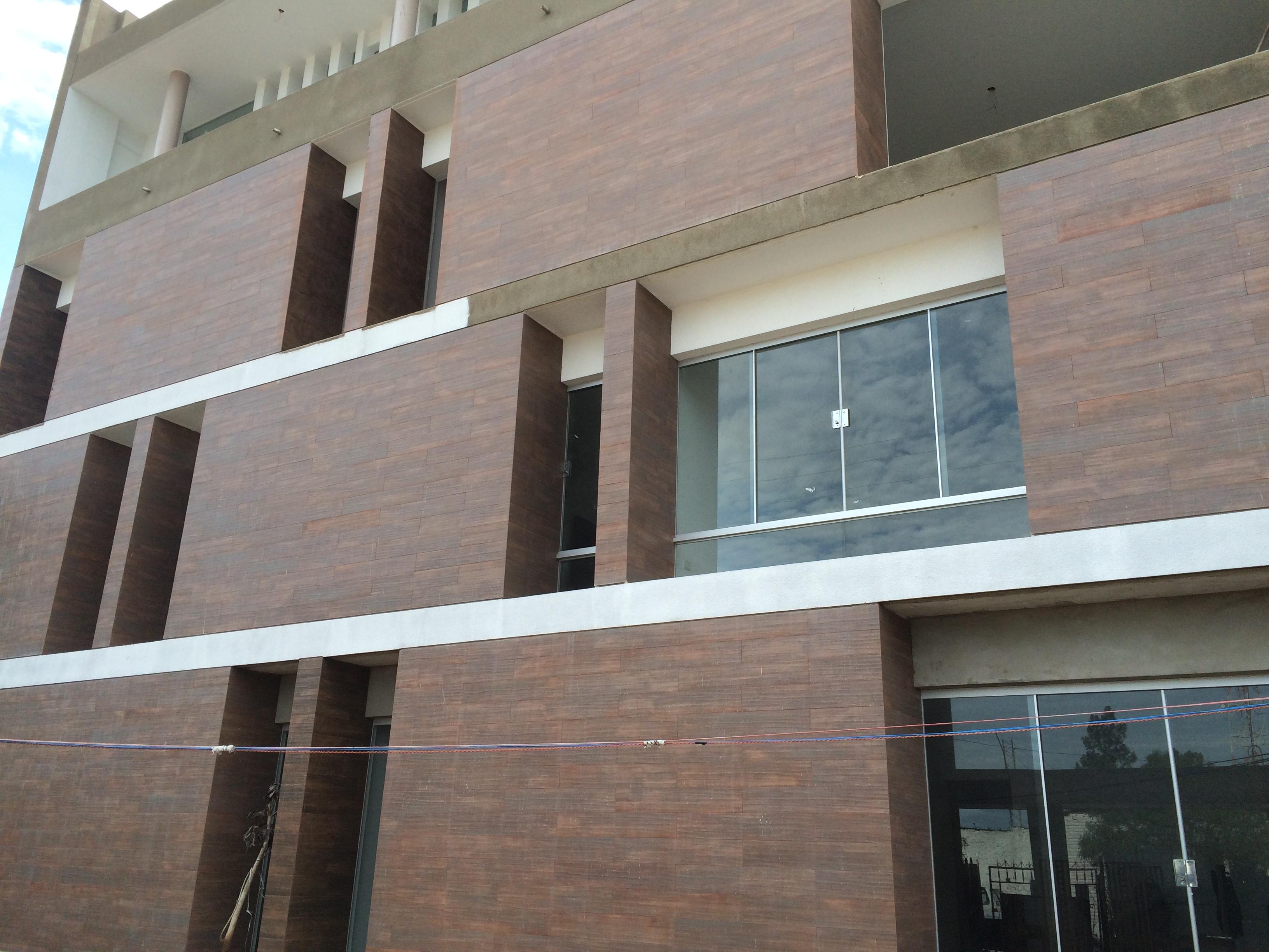 Departamento en VentaDOBLE VIA LA GUARDIA ANTES DEL 4º ANILLO 3 dormitorios 4 baños 2 parqueos Foto 2