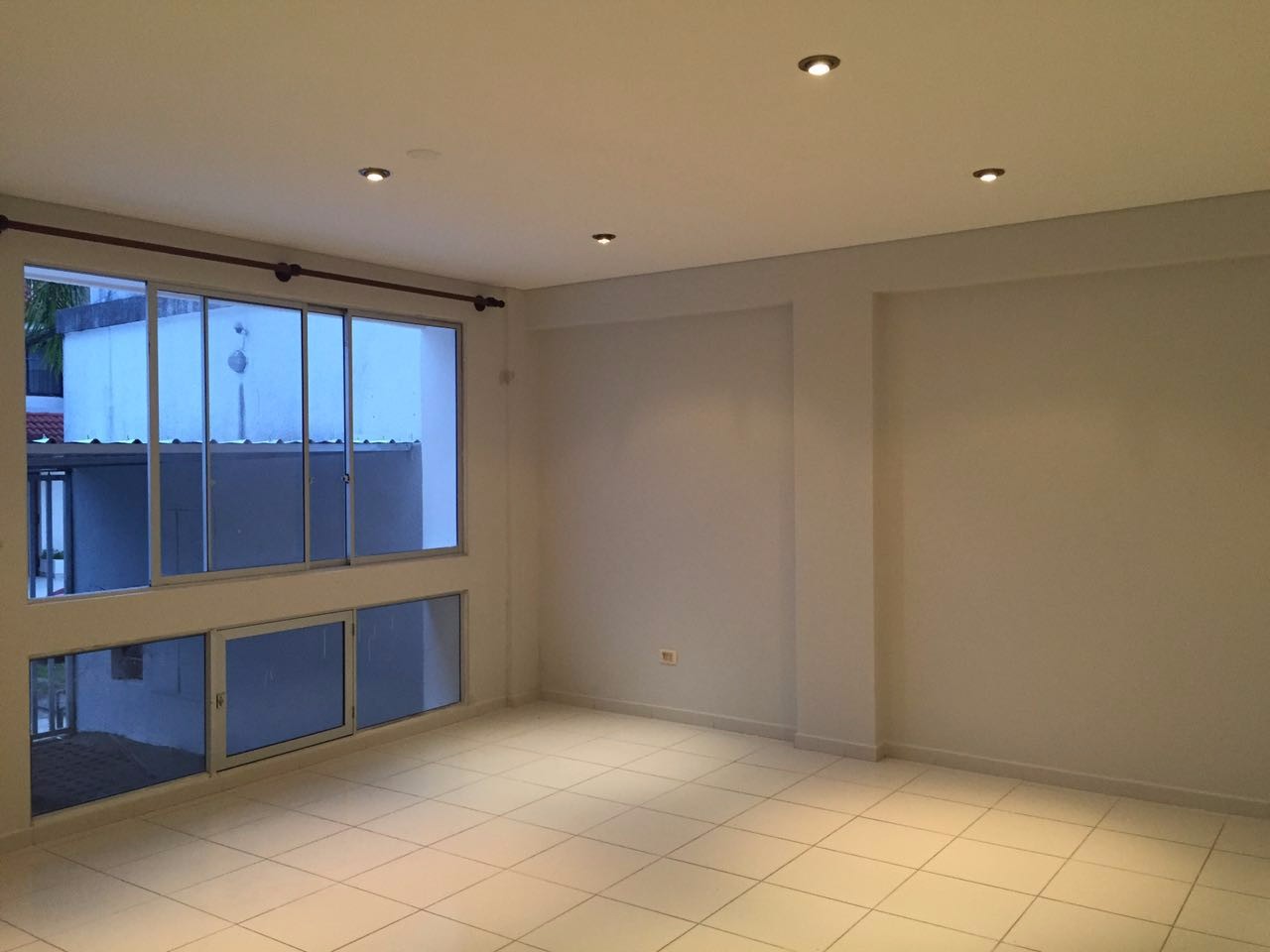 Departamento en AlquilerCuarto Anillo entre Radial 26 y radial 27 2 dormitorios 2 baños 1 parqueos Foto 19