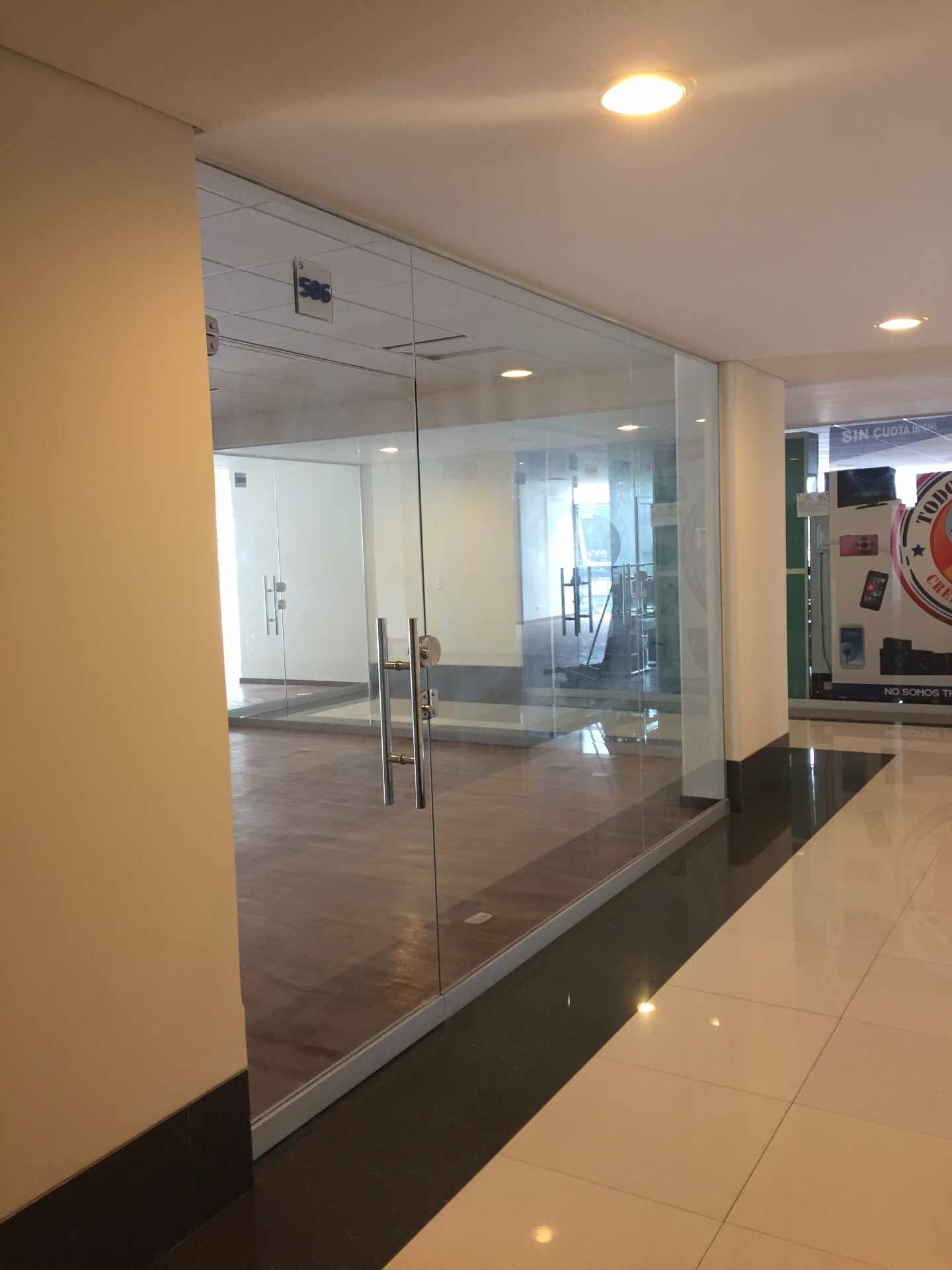 En Venta a $us 1 Foto 5