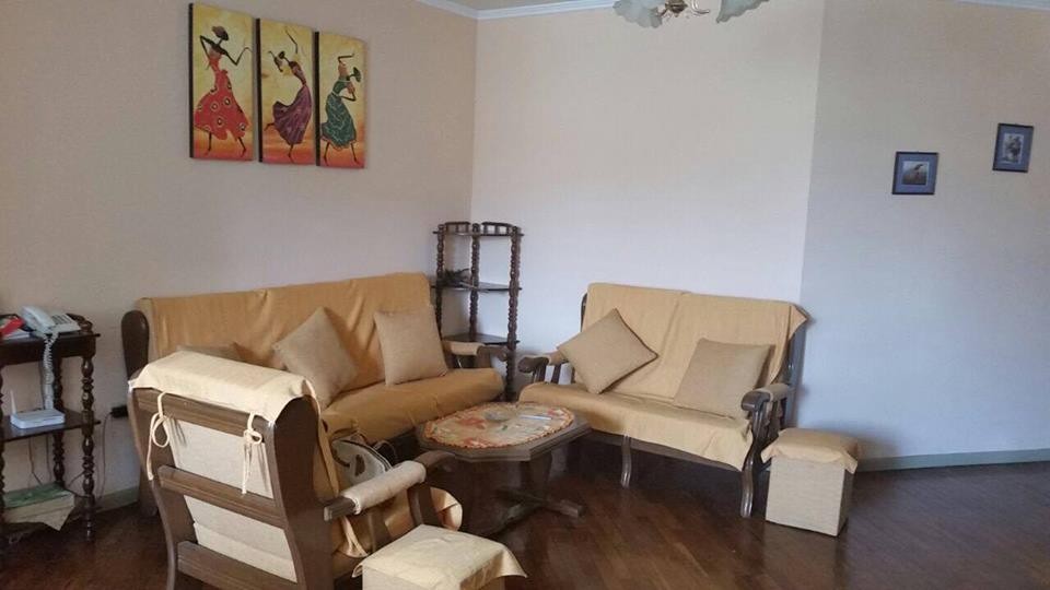 Departamento en Queru Queru en Cochabamba 2 dormitorios 2 baños  Foto 4