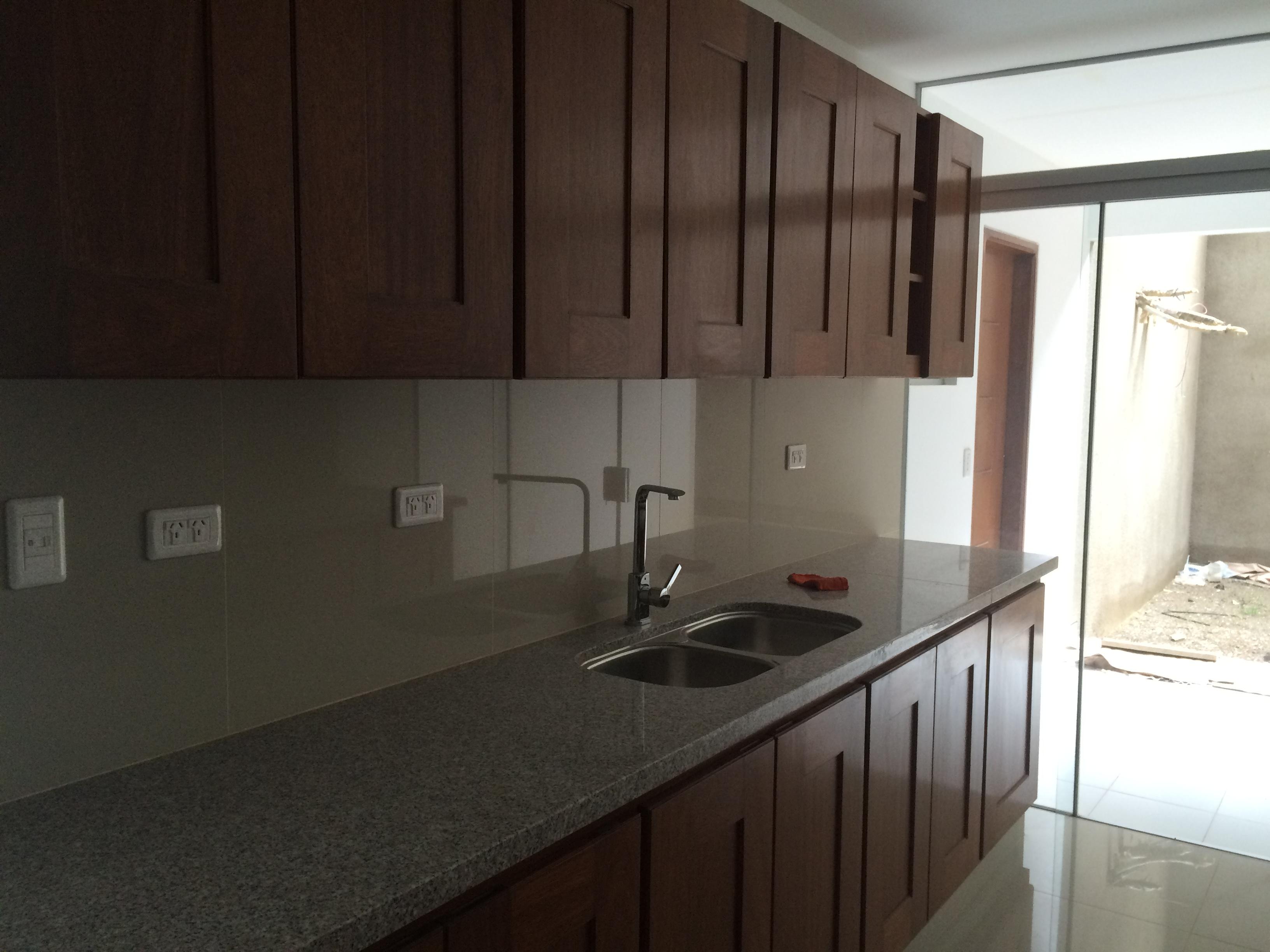 Departamento en VentaDOBLE VIA LA GUARDIA ANTES DEL 4º ANILLO 3 dormitorios 4 baños 2 parqueos Foto 7