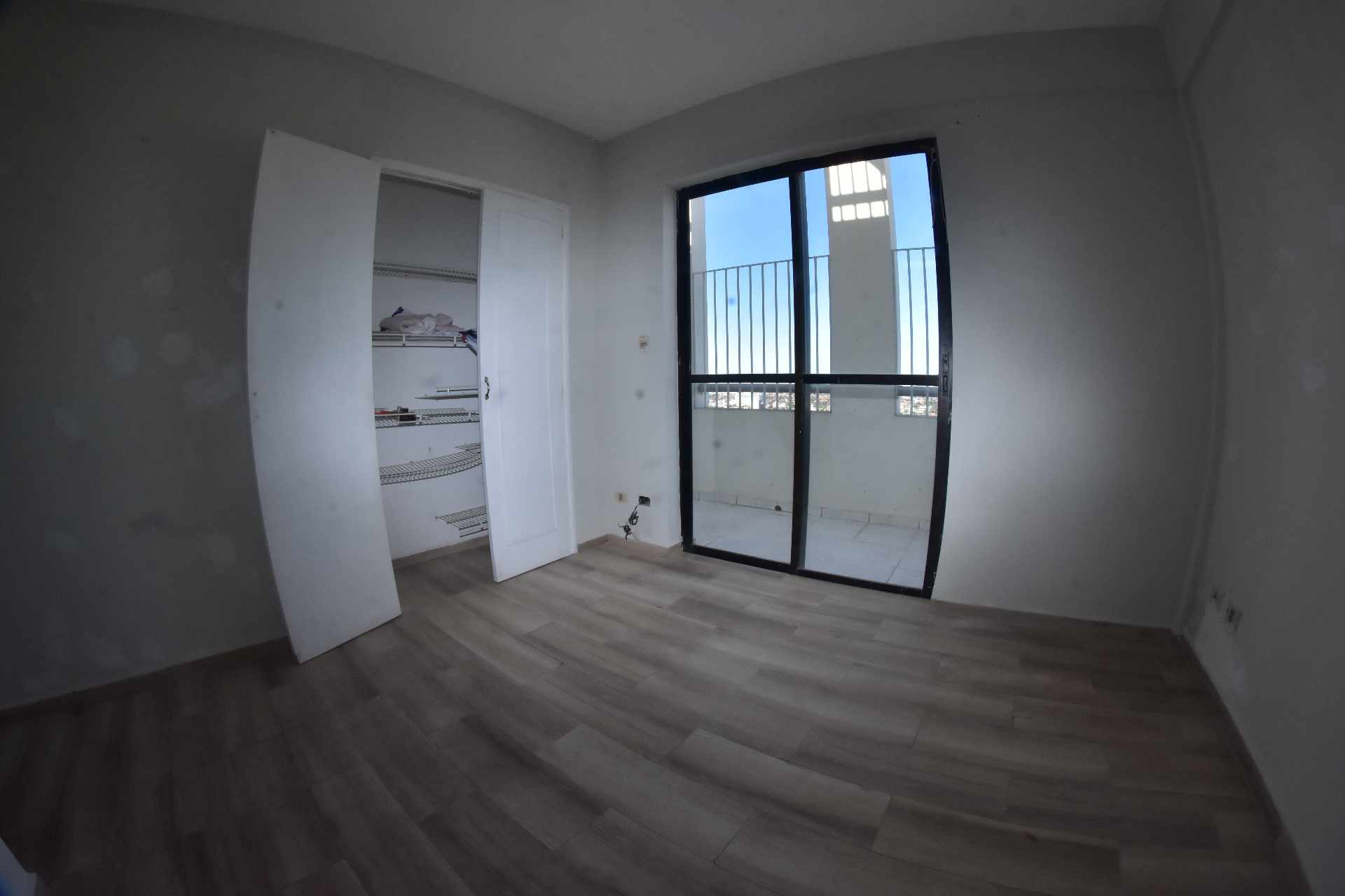 Departamento Segundo Anillo y avenida Paragua calle Riquio  Foto 6