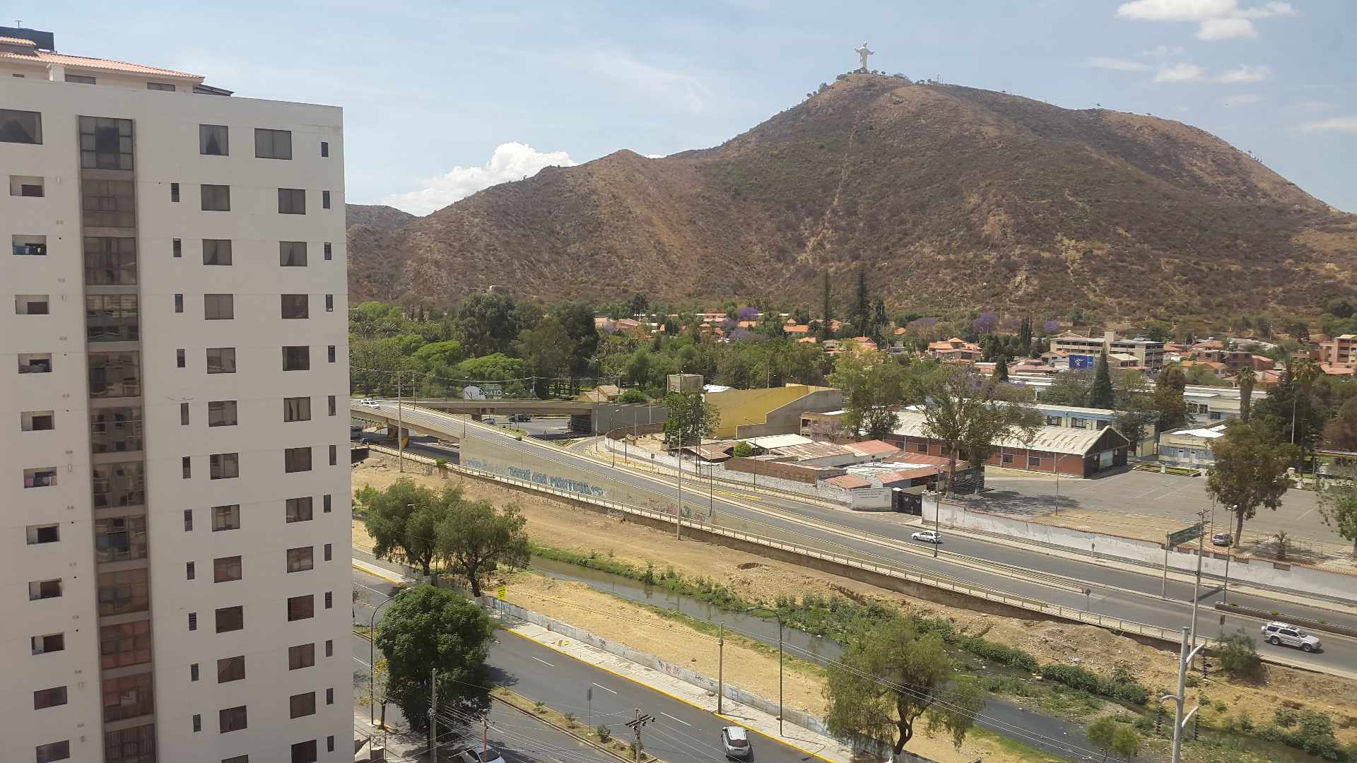 Departamento en Muyurina en Cochabamba 2 dormitorios 2 baños  Foto 6