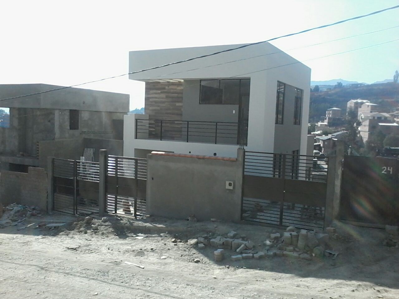 Casa en Chasquipampa en La Paz 3 dormitorios 3 baños 2 parqueos Foto 1