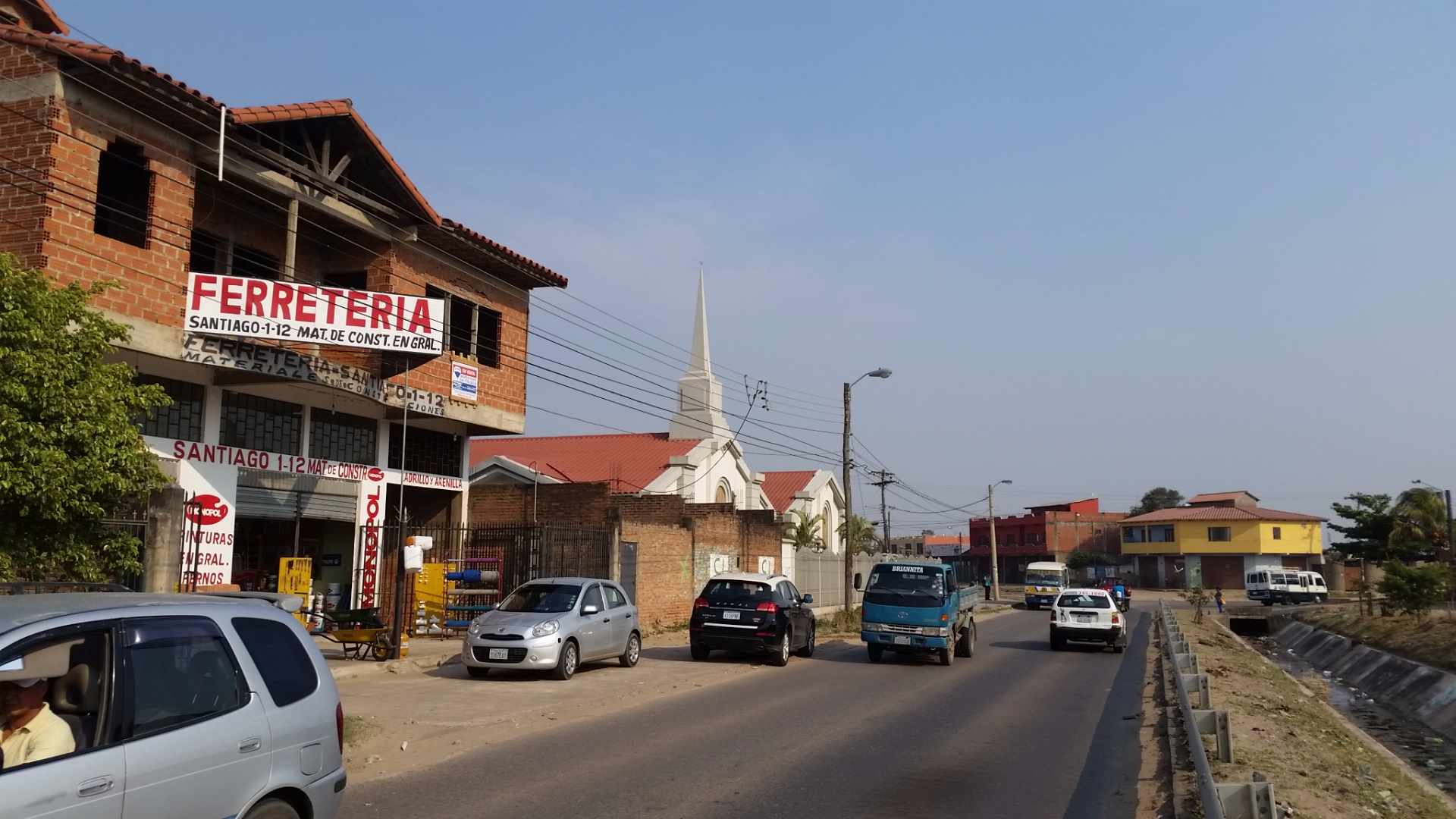 Casa CASA COMERCIAL EN VENTA SOBRE AVENIDA 
RADIAL 10 Y AV. 16 DE JULIO  Foto 4