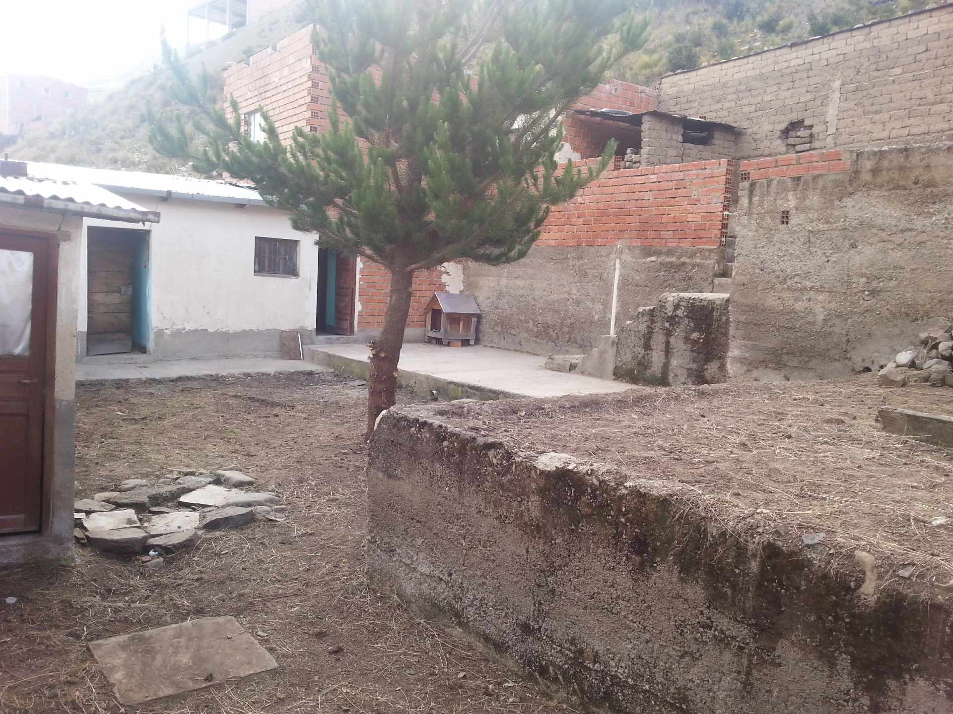 Terreno en Chuquiaguillo en La Paz    Foto 2