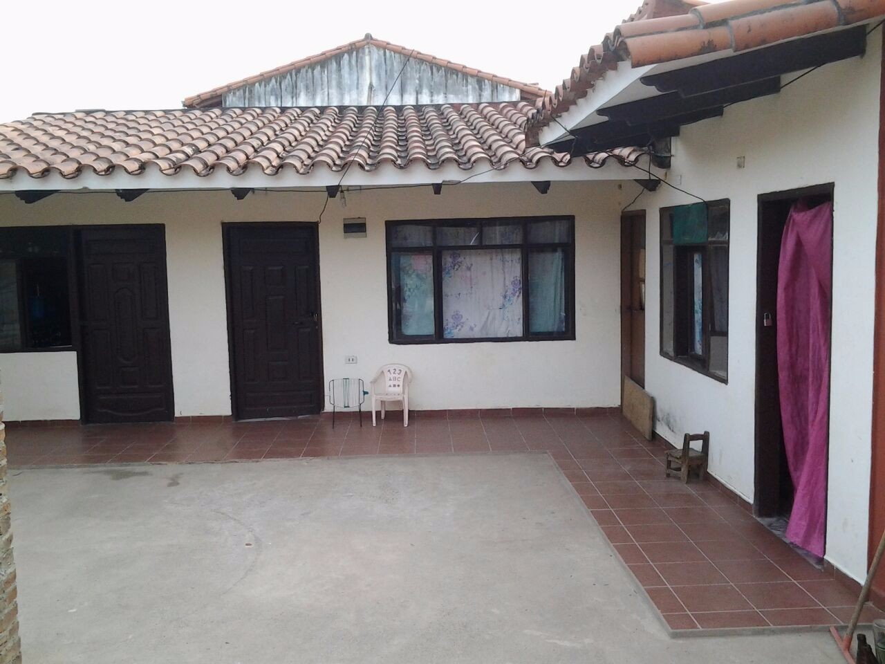 Casa en VentaB. Roca y Coronado, C. Los Tajibos Foto 5