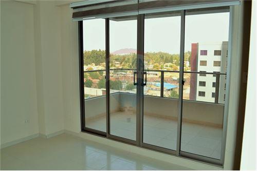 En Alquiler a $us 250 Foto 11