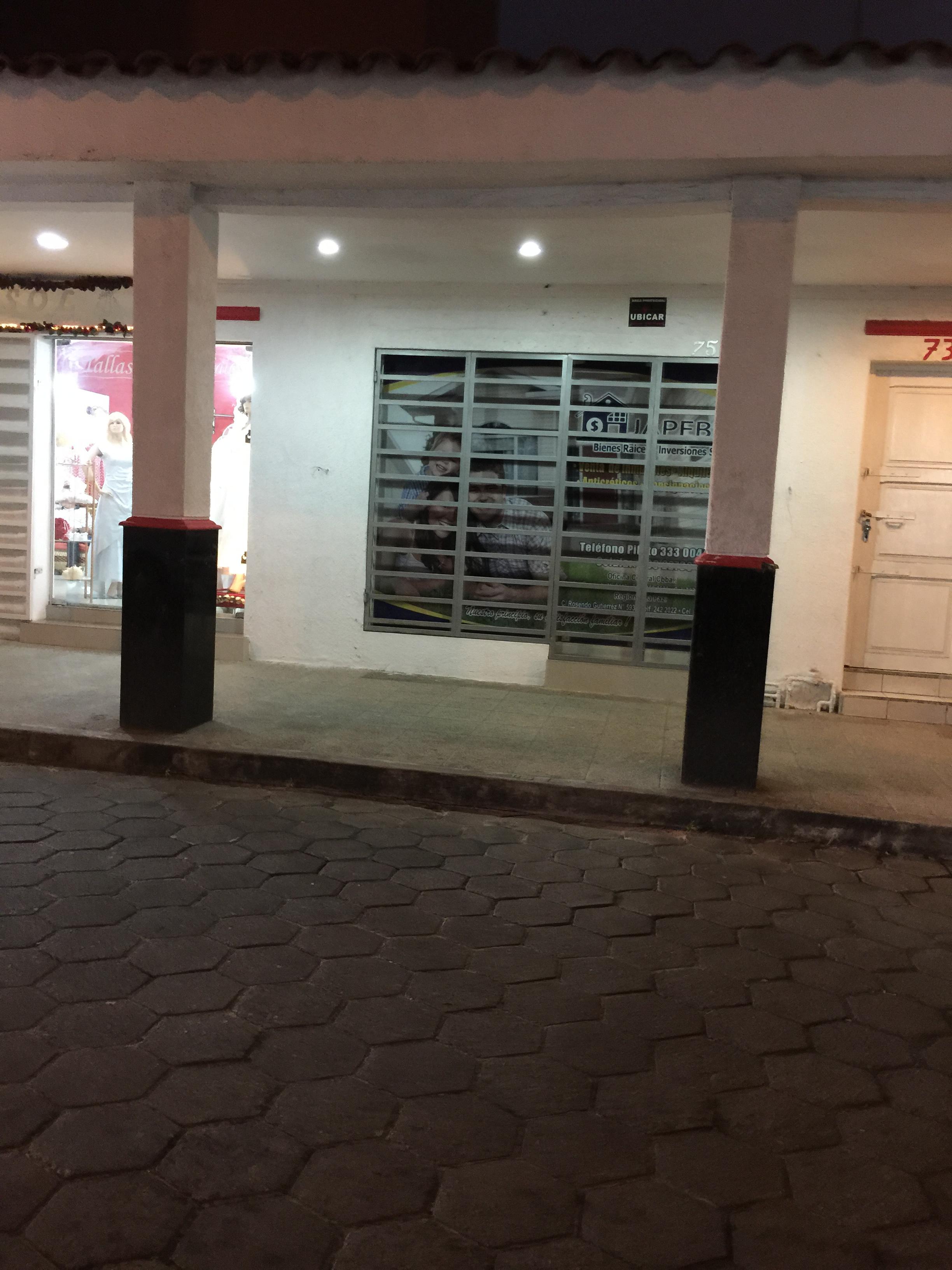 Calle suarez de figueroa esquina independencia a 1 cuadra de la plaza 24 de septiembre