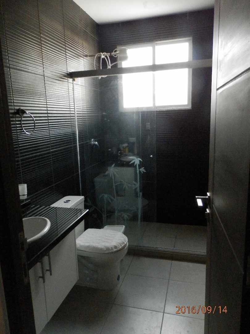 Departamento en VentaZona temporal 3 dormitorios 3 baños 2 parqueos Foto 10