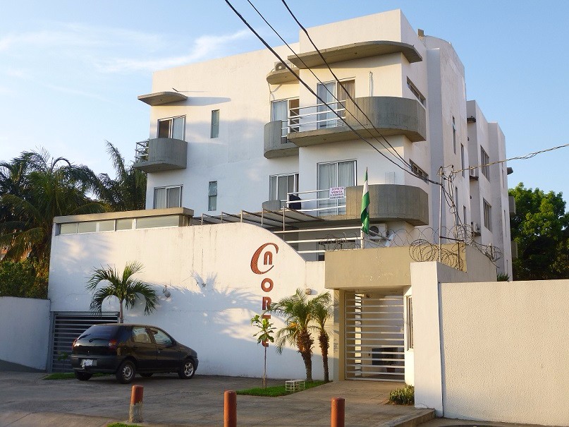 Departamento en Entre 4to y 5to anillo Norte en Santa Cruz de la Sierra 3 dormitorios 3 baños 1 parqueos Foto 1