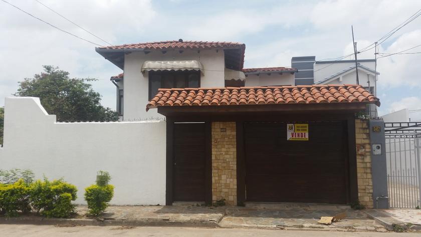 Casa Barrio San Jose Obrero, Entre Canal y Virgen de Cotoca 2do y 3er anillo Foto 1