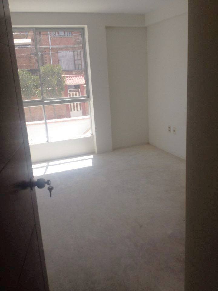 Departamento en Venta39 de achumani 3 dormitorios 4 baños 1 parqueos Foto 11