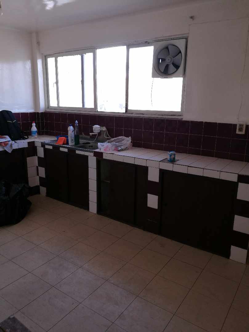 Departamento en Los Pinos en La Paz 2 dormitorios 2 baños  Foto 3