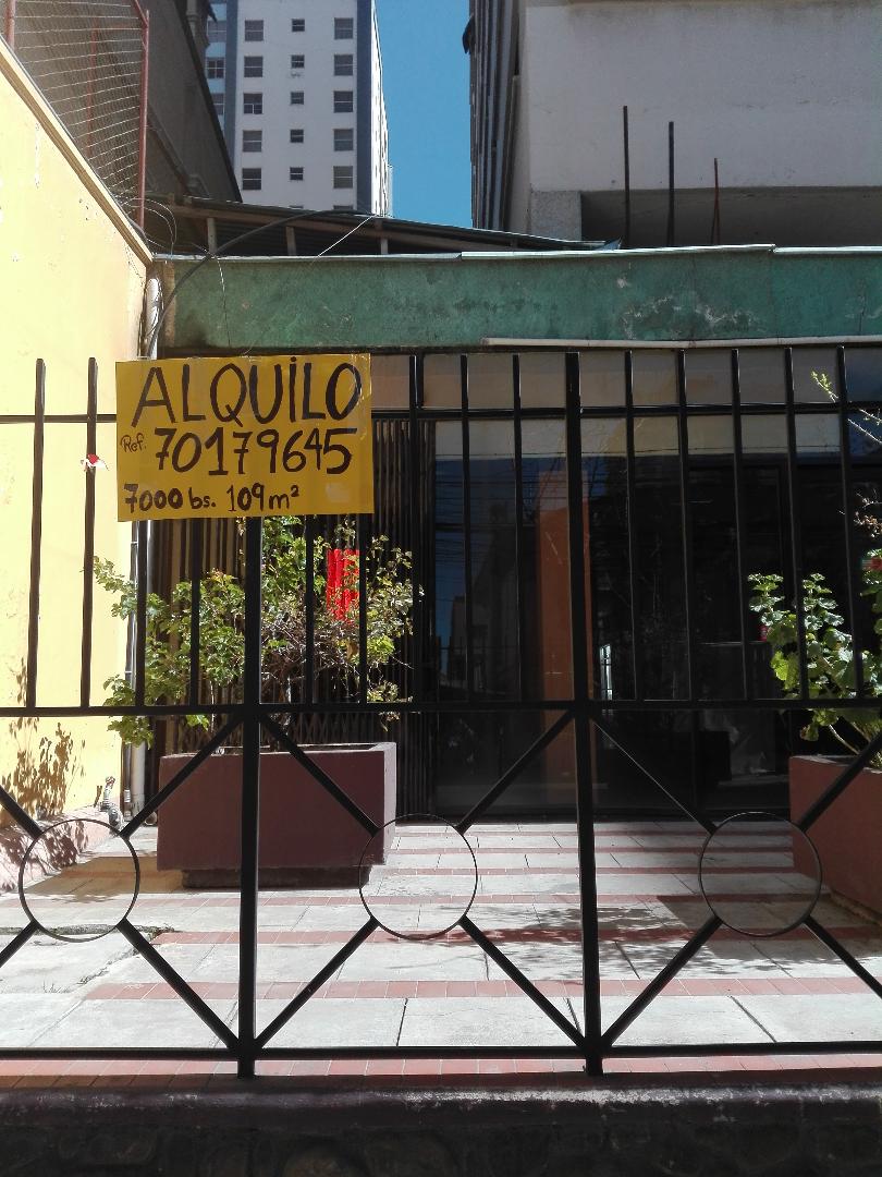 Local comercial en AlquilerCALLE FERNANDO GUACHALLA, EDIFICIO FERNANDO GUACHALLA ENTRE SANCHEZ DE LIMA Y 20 DE OCTUBRE PLANTA BAJA A LA CALLE Foto 1