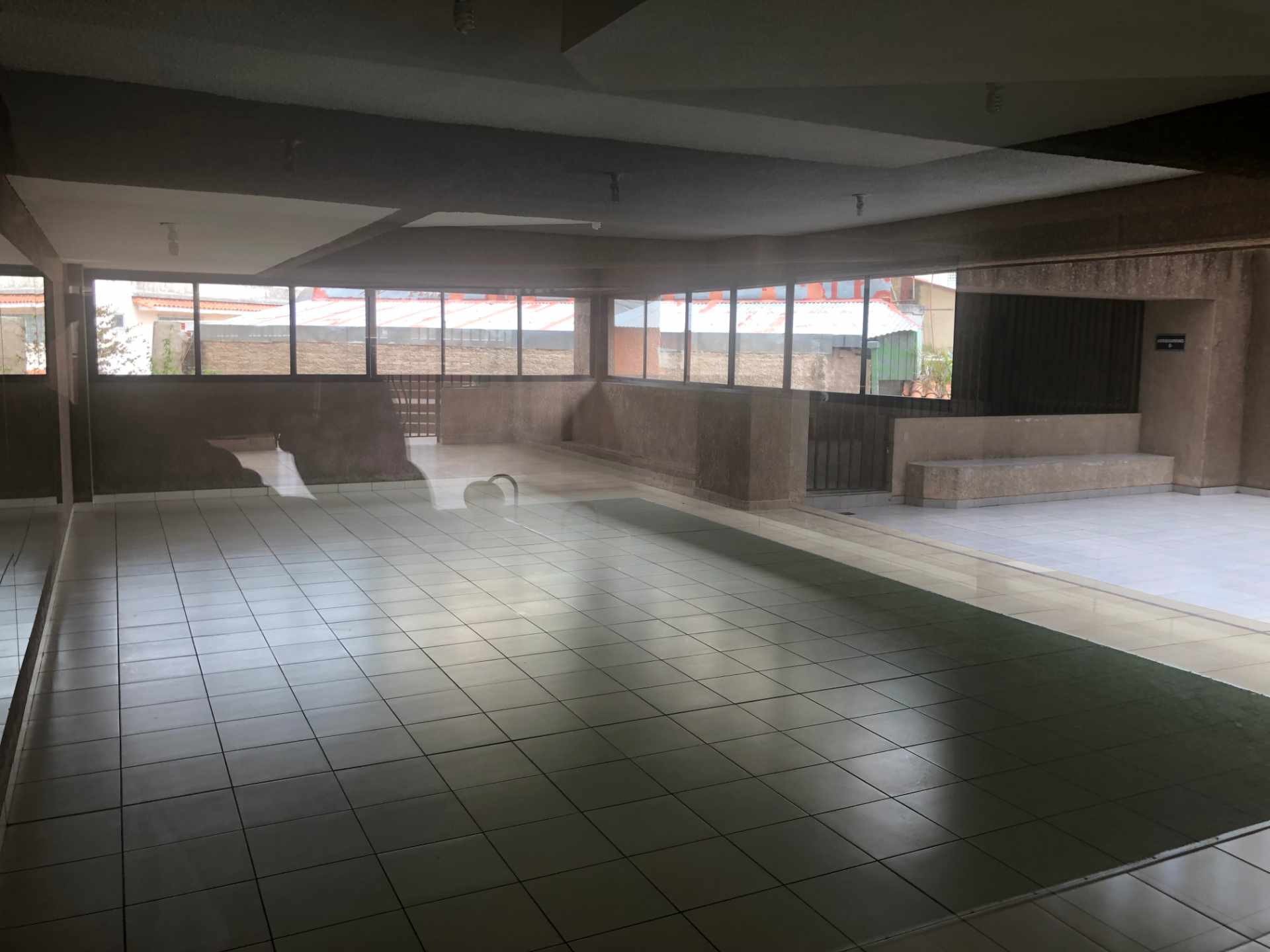 Departamento en VentaCondominio La Casona [2do. Anillo, frente a Colegio La Salle], Departamento de 1 dormitorio en venta con parqueo. [76.000$us.] 1 dormitorios 1 baños 1 parqueos Foto 11