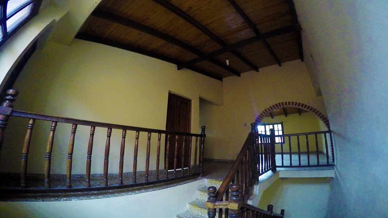Casa en Las Panosas en Tarija 4 dormitorios 3 baños 2 parqueos Foto 5