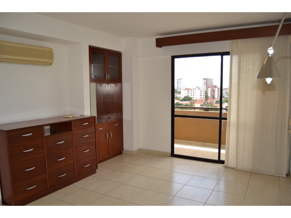 Departamento en VentaDEPARTAMENTO EN VENTA COND. TORRES GEMELAS 3 dormitorios 4 baños 2 parqueos Foto 7