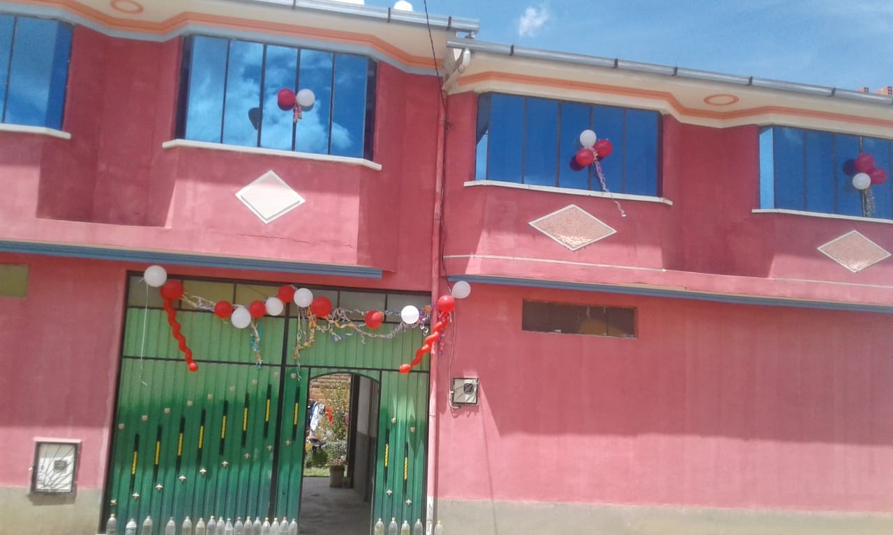 Casa en Los Andes en El Alto 7 dormitorios 2 baños 1 parqueos Foto 4