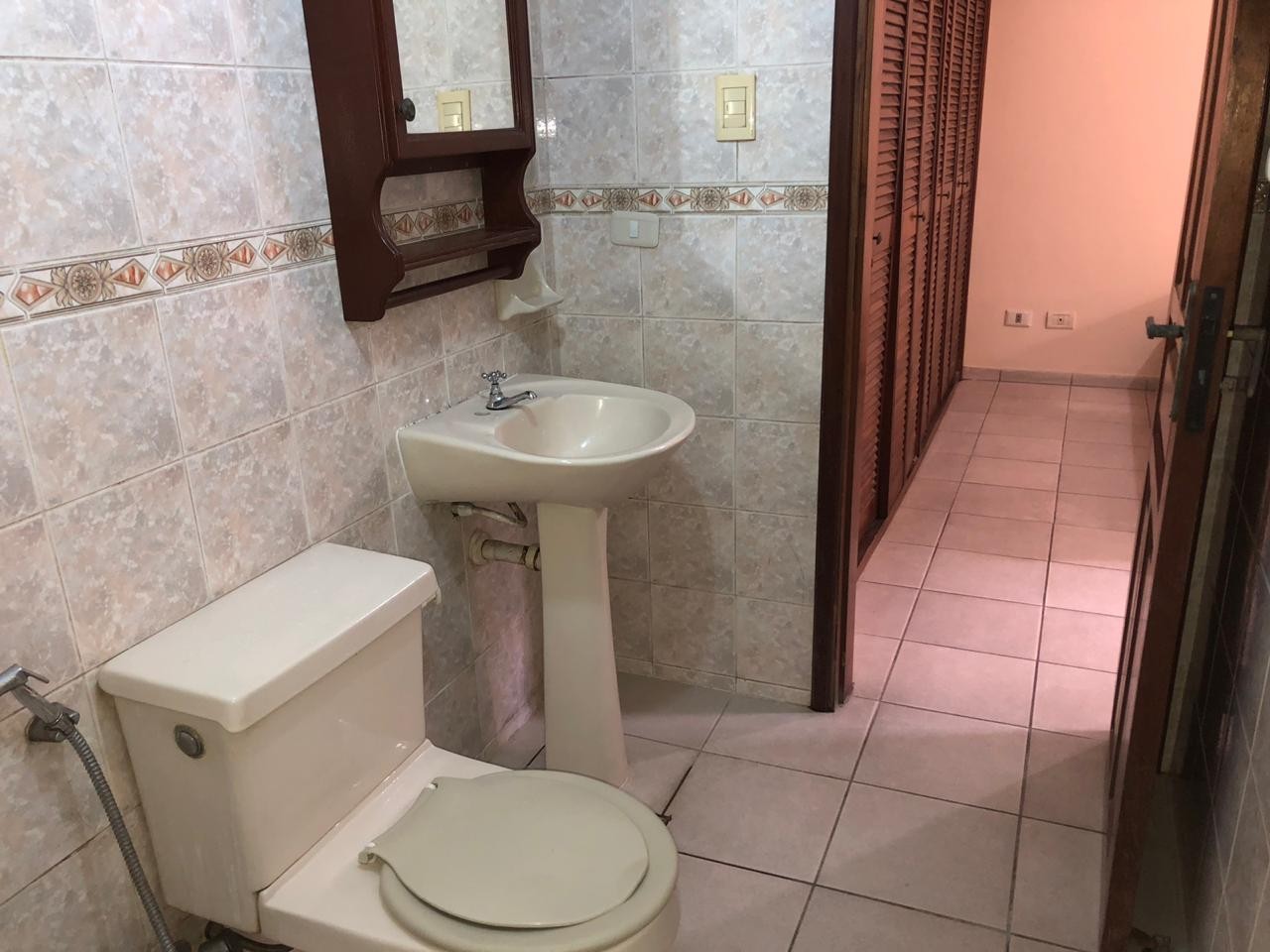 Departamento en Centro en Santa Cruz de la Sierra 1 dormitorios 1 baños  Foto 11