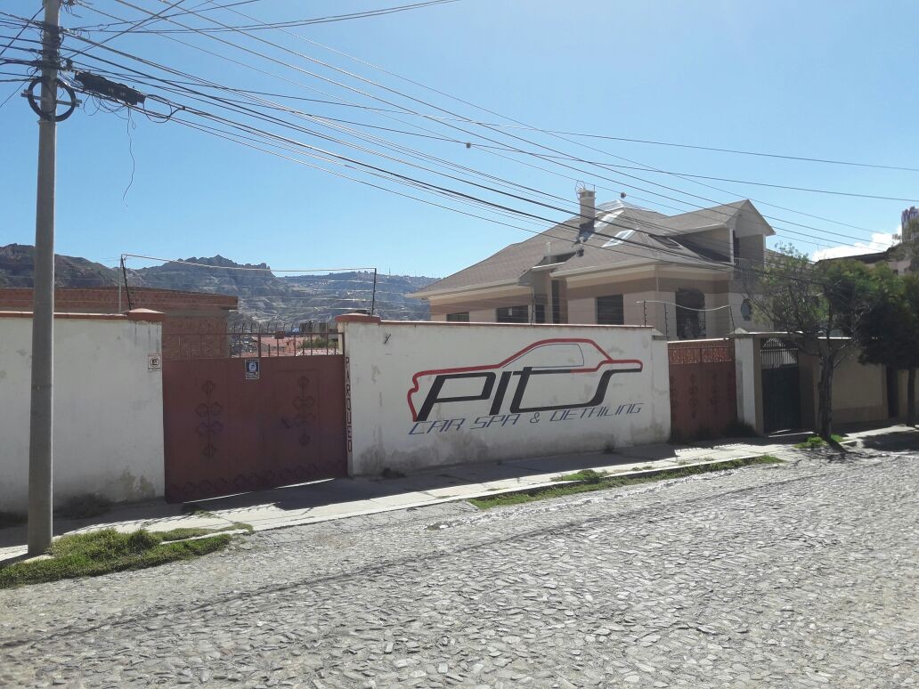 En Alquiler a $us 800 Foto 1