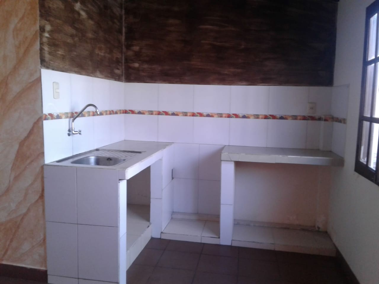 Departamento en AlquilerUbicacion: zona stadium patria, calle German Busch. 3 dormitorios 1 baños  Foto 8