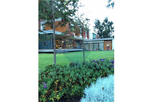 Casa en VentaEl sapito  8 baños 1 parqueos Foto 1