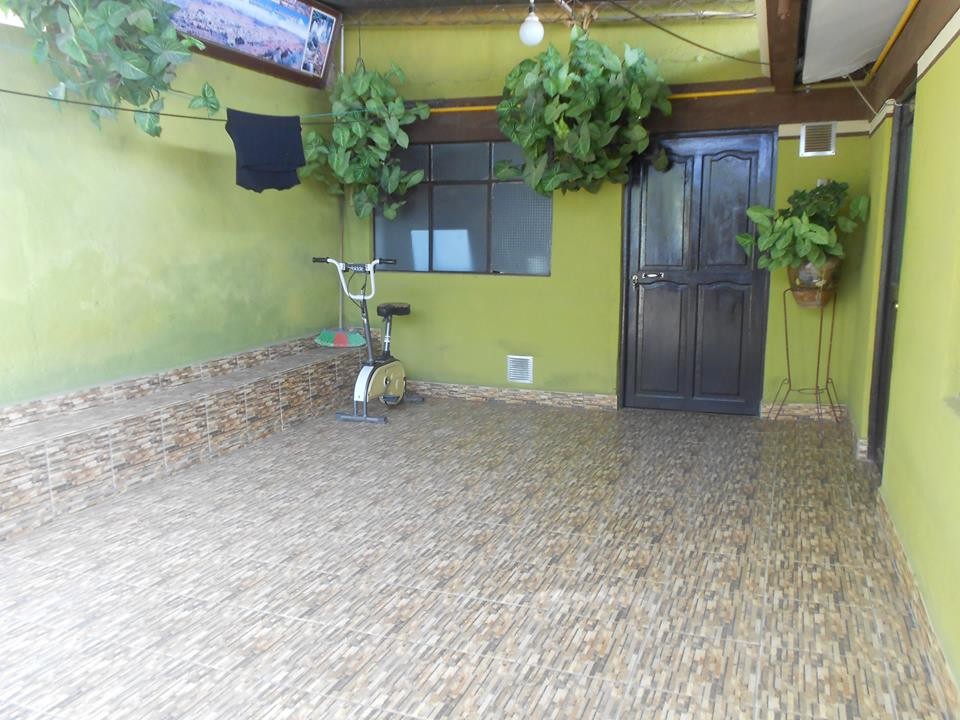 Casa en Ushpa Ushpa en Cochabamba 6 dormitorios 2 baños 1 parqueos Foto 2