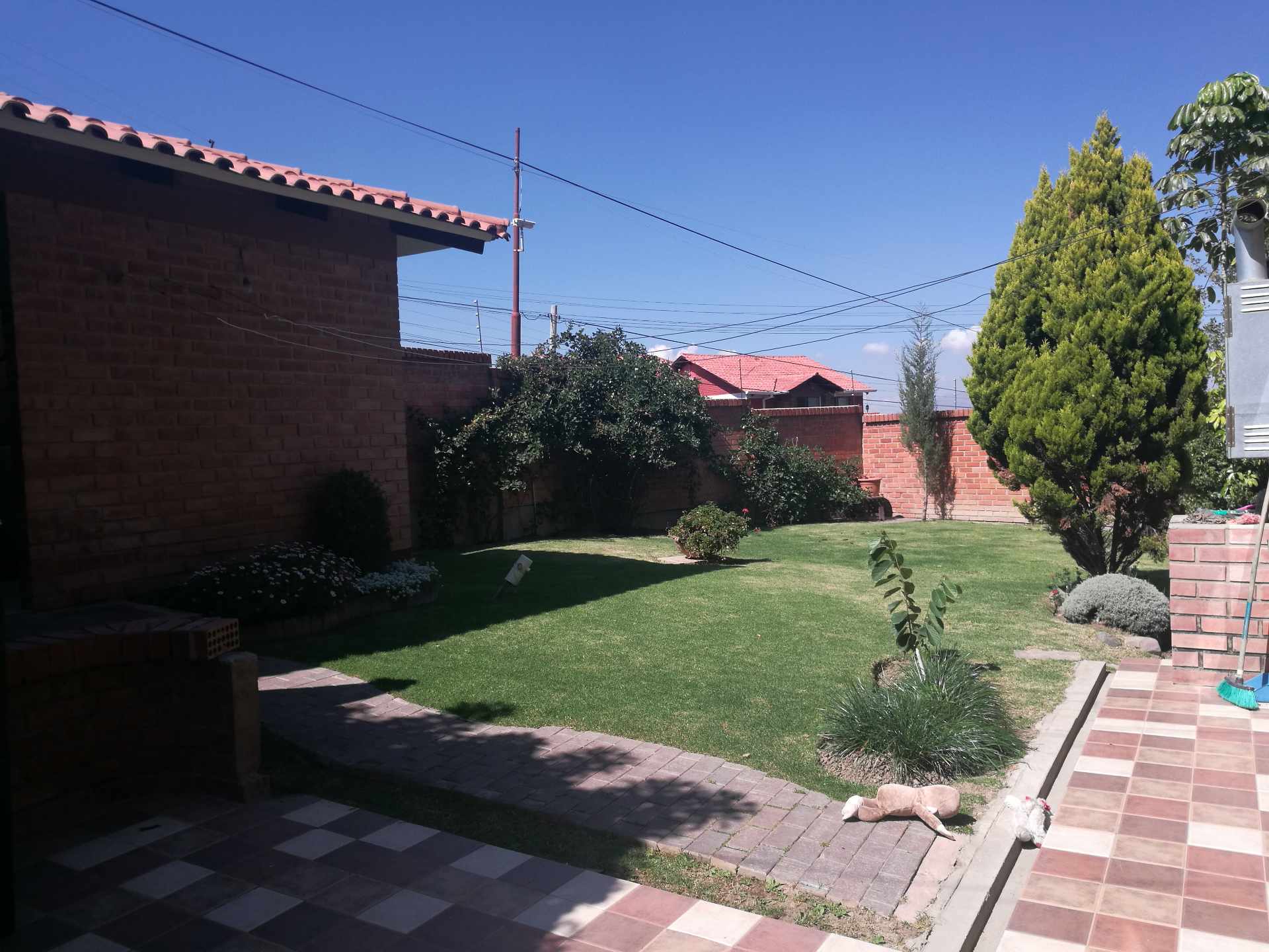 Casa en Villa Taquiña en Cochabamba 3 dormitorios 3 baños 2 parqueos Foto 2