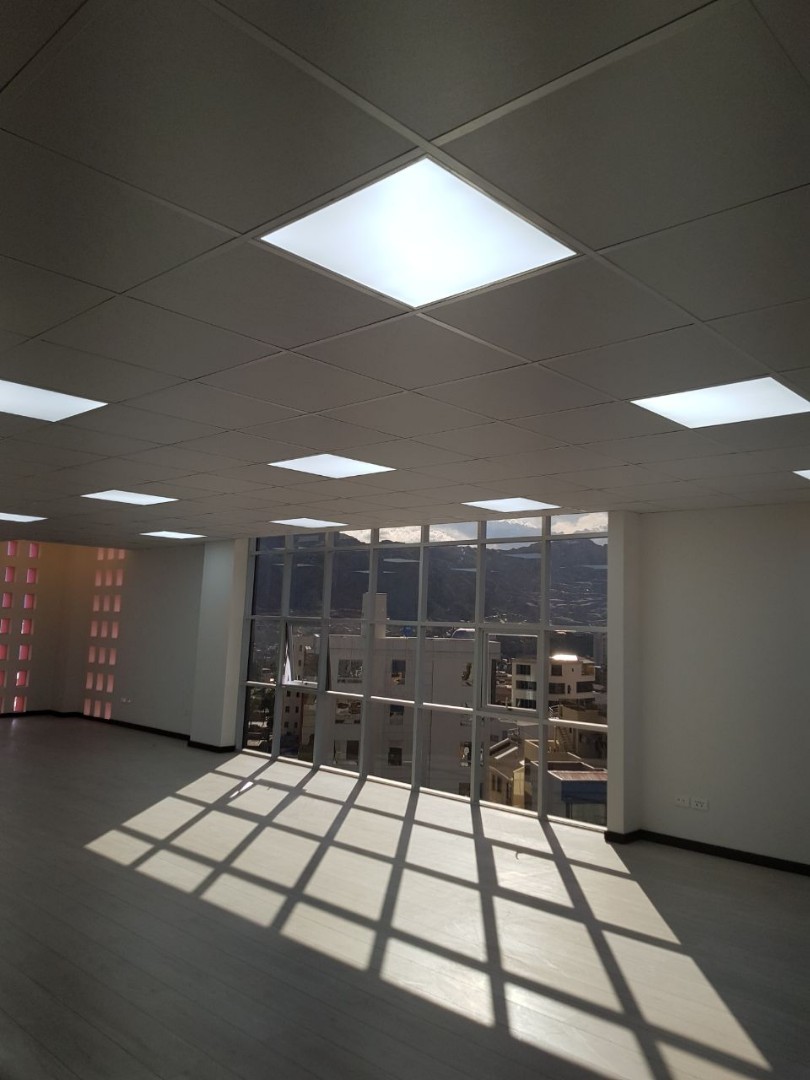 Oficina en AlquilerBloque C, No.14 Calle H Ferrecio 1154 San Miguel, Calacoto. Foto 2