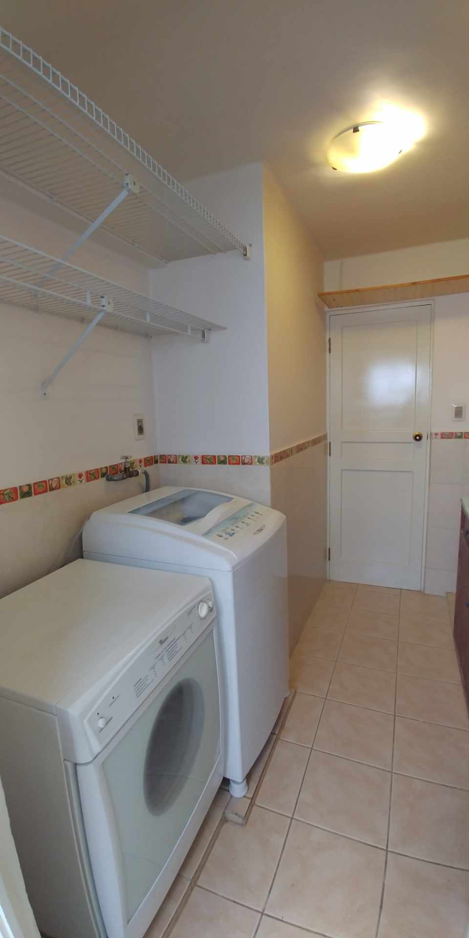 Departamento en Los Pinos en La Paz 4 dormitorios 3 baños  Foto 6