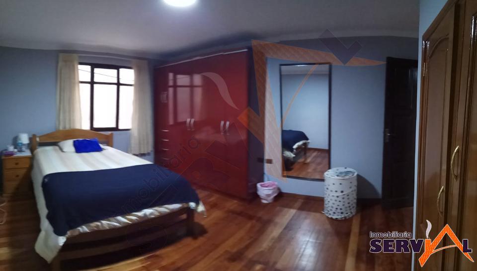 Casa en Temporal en Cochabamba 5 dormitorios 2 baños 5 parqueos Foto 11
