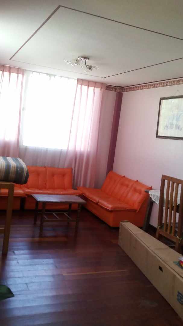 Casa en Mallasilla en La Paz 5 dormitorios 4 baños 3 parqueos Foto 21