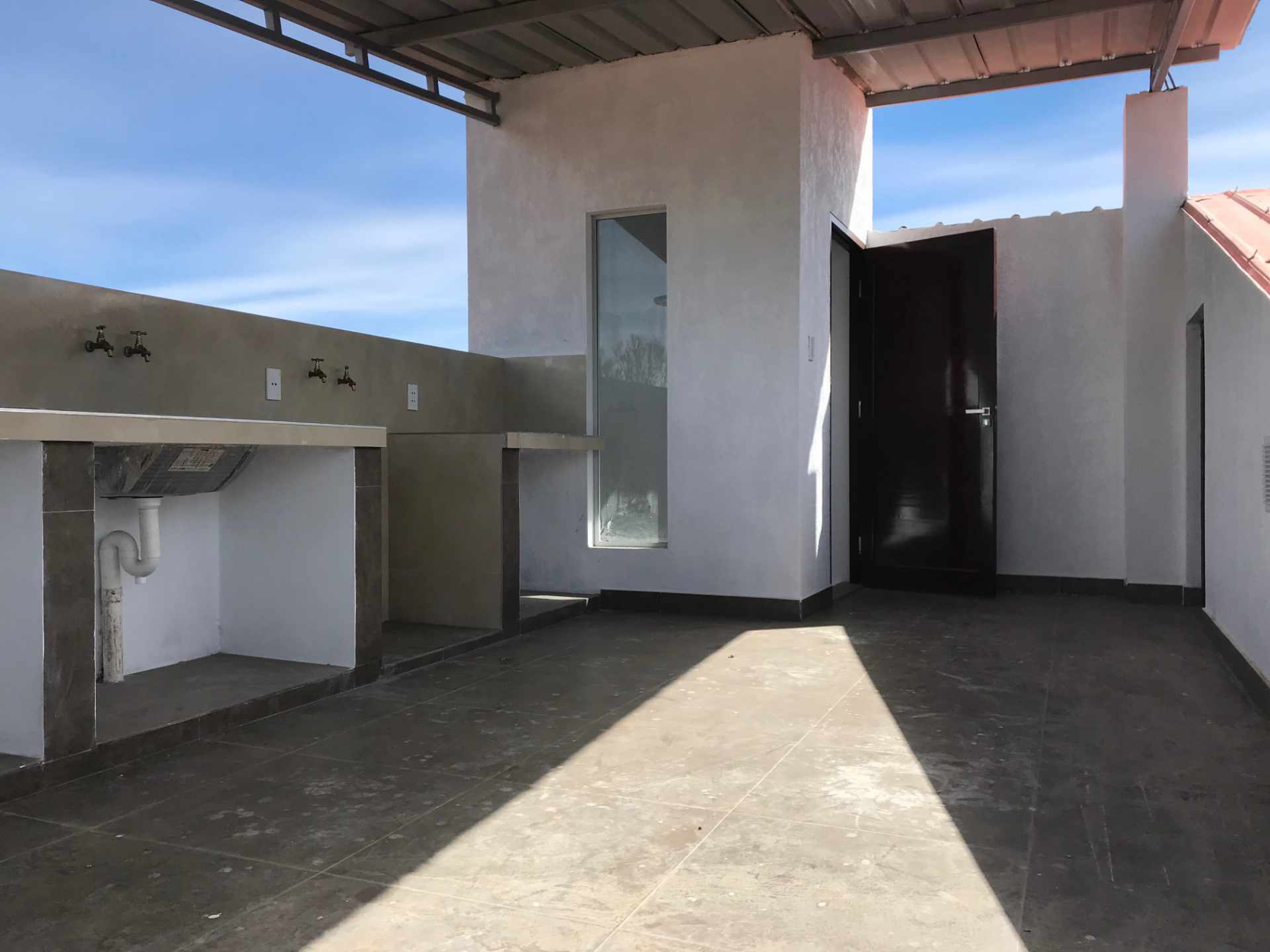 Departamento en El Tejar en Tarija 2 dormitorios 2 baños  Foto 4