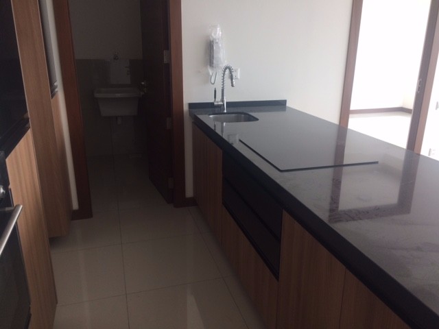 Departamento en VentaEdificio Puerto Madero, Calle los Claveles al lado de Sirari Suites zona de Equipetrol Foto 22