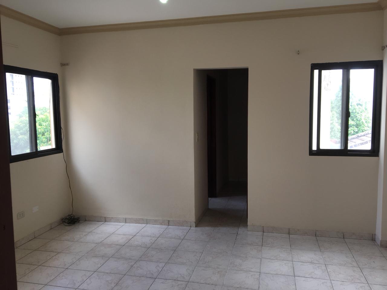 Departamento en VentaAMPLIO DEPARTAMENTO EN VENTA EN CONDOMINIO LOS CUSIS Foto 4