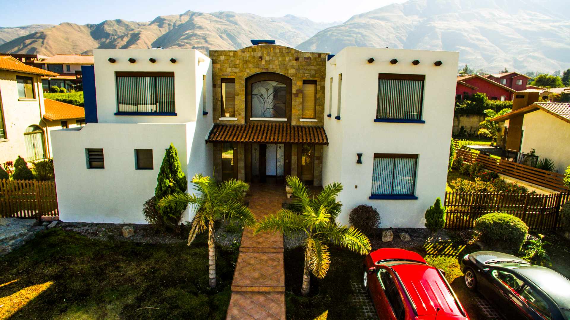 Casa en Villa Taquiña en Cochabamba 5 dormitorios 5 baños 3 parqueos Foto 19