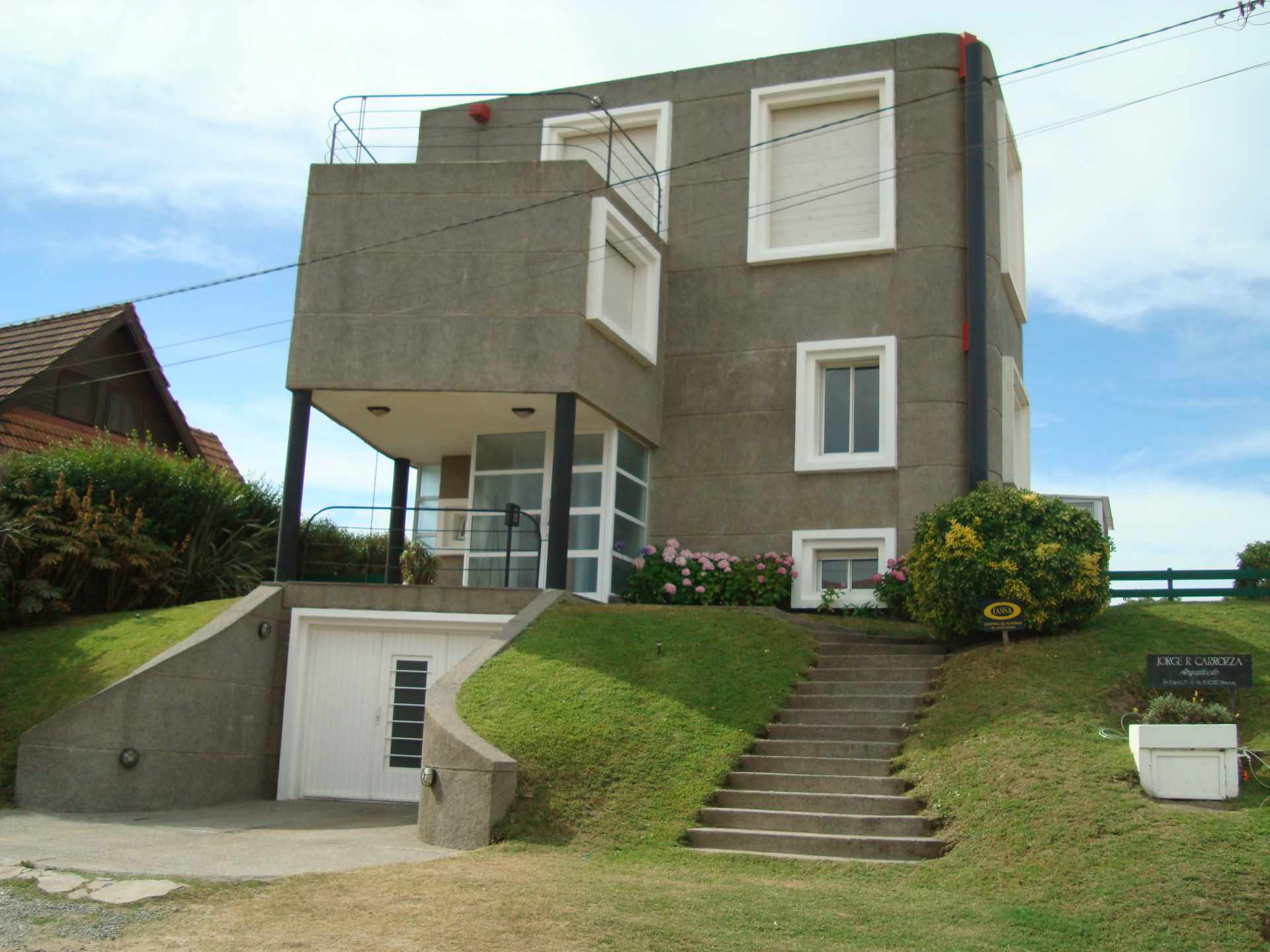 Casa Av. Oficina Petronila, condominio Trípolis Foto 1