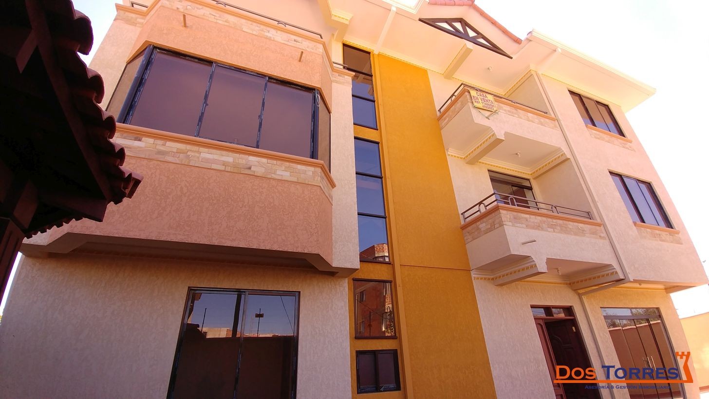 Casa en Venta185.000 $ Casa Nueva en Venta final Beijing de 3 plantas - Ref. 01631 6 dormitorios 6 baños 2 parqueos Foto 9