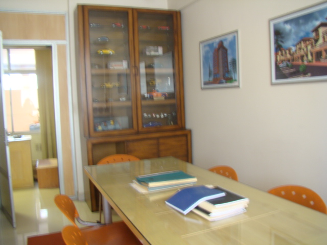 Oficina Av. Melchor Perez de Olguin Foto 5
