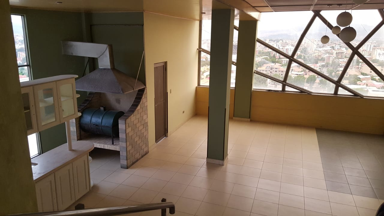 Departamento $us.- 149000.- PRECIOSO DEPARTAMENTO EDIFICIO TITAN – AV. AMERICA OESTE Superficie: 187 m2. ACABADOS DE LUJO 657-18189  Foto 11