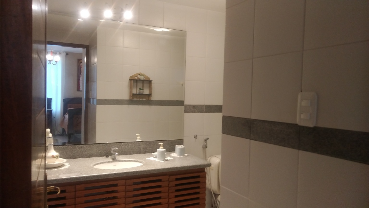 Casa en VentaLUJOSA Y AMPLIA CASA CONDOMINIO VERONA, DOBLE VIA DETRÁS DE UNITEL 4 dormitorios 4 baños 2 parqueos Foto 10